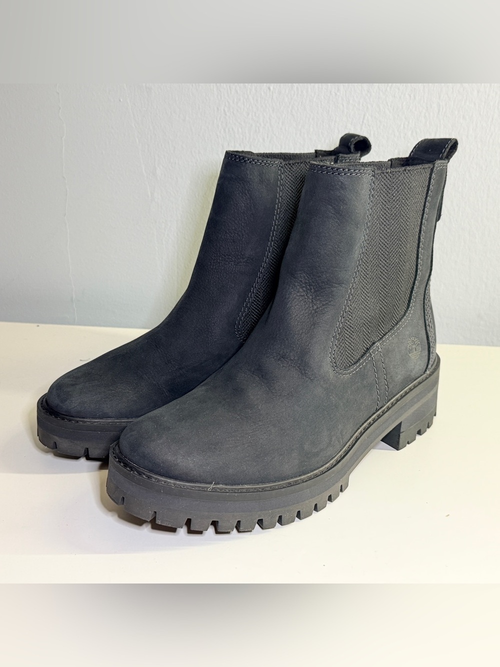 Timberland Courmayeur Valley Chelsea Boots Women’s Size 8 Black Leather